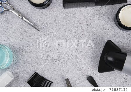 Shaving razors, brush and foam object 099 71687132