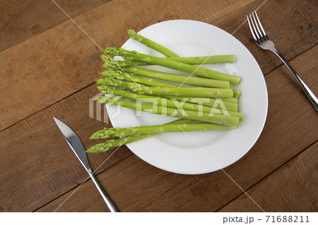 Close up of fresh green asparagus 111 Close up of fresh green asparagus 111 71688211
