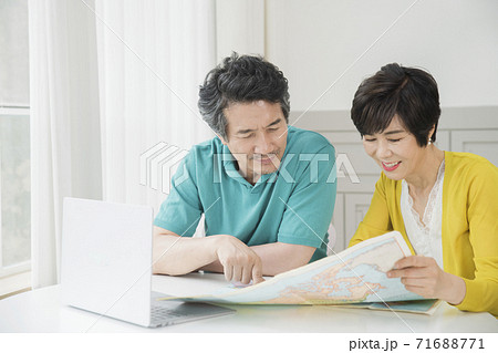 Happiness people lifestyle, Asian senior couple 118 Happiness people lifestyle, Asian senior couple 118 71688771