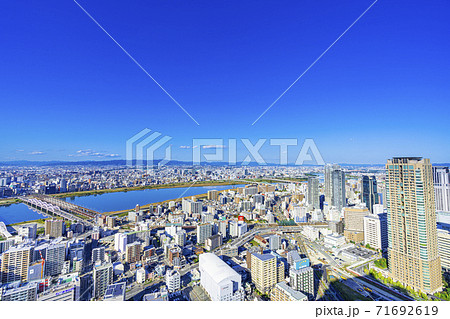 大阪　キタ　都市景観　 71692619