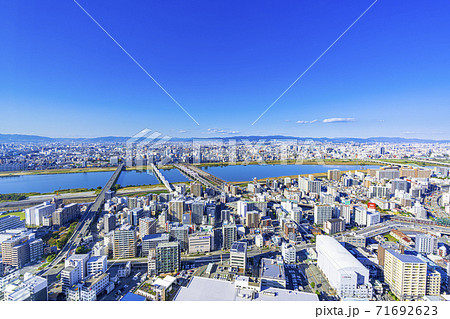 大阪　キタ　都市景観　 71692623