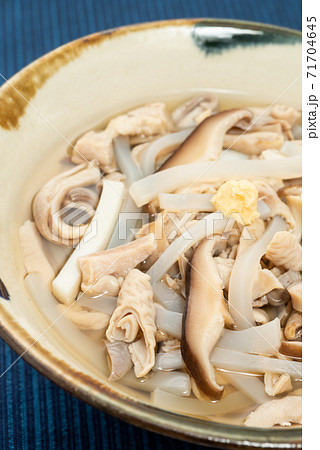 沖縄料理　中身汁 71704645