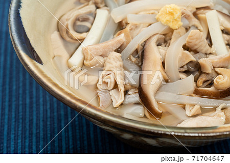 沖縄料理　中身汁 71704647