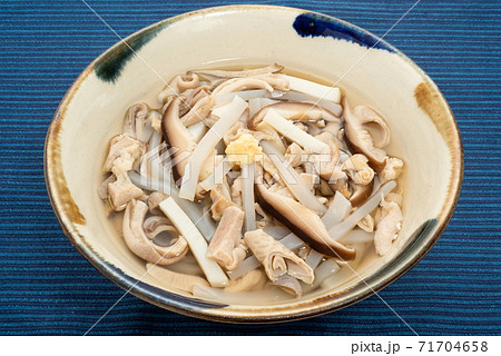 沖縄料理　中身汁 71704658