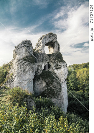 Limestone rocks Okiennik Wielki on Jura Krakowsko-Czestochowska, Silesia, Poland  71707124