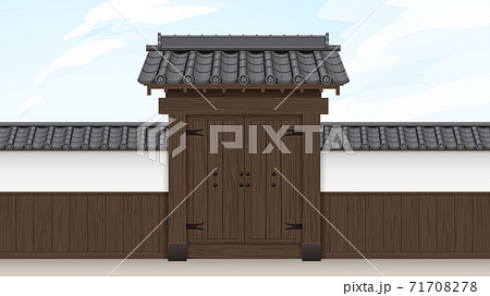 武家屋敷の門と塀の和風イラスト素材_瓦屋根_木_扉_空_16:9 71708278