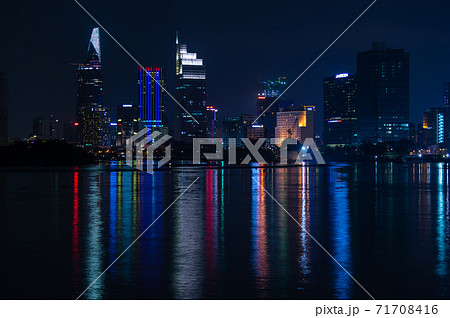 ベトナム ホーチミン市 サイゴン川の夜景 ベトナム ホーチミン市 サイゴン川の夜景 71708416