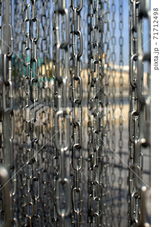 Hanging metal chains Hanging metal chains 71712498