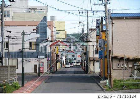 静宝通り(北海道新ひだか町静内) 静宝通り(北海道新ひだか町静内) 71715124