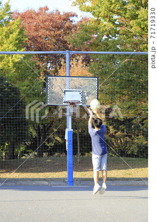 バスケット　練習風景 71719330