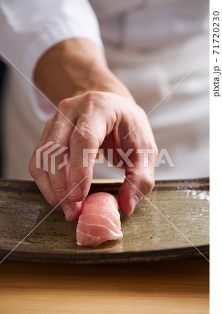 鮪の握り鮨(めばち鮪) 鮪の握り鮨(めばち鮪) 71720230