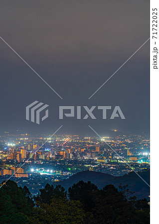 和田峠から眺める甲府盆地の夜景 【山梨県】 和田峠から眺める甲府盆地の夜景 【山梨県】 71722025