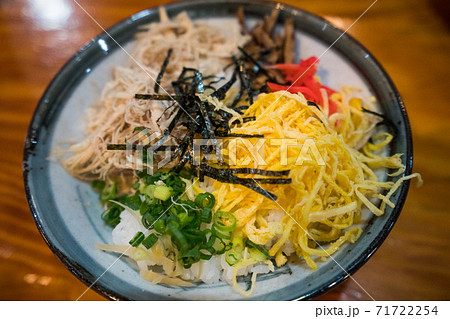 奄美大島の郷土料理 鶏飯 奄美大島の郷土料理 鶏飯 71722254