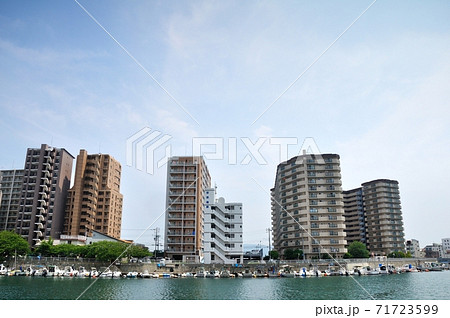 明石港の高層マンション 71723599