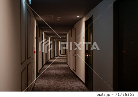 ホテルの廊下の写真素材 ホテルの廊下の写真素材