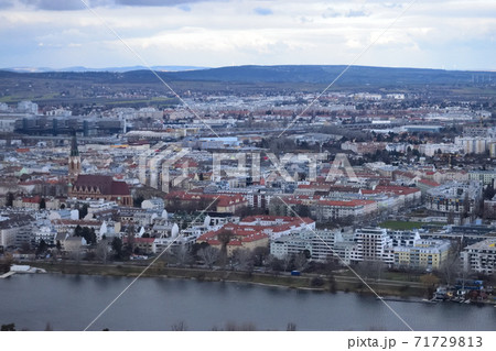タワー展望台から眺めるウイーンのパノラマ絶景 71729813