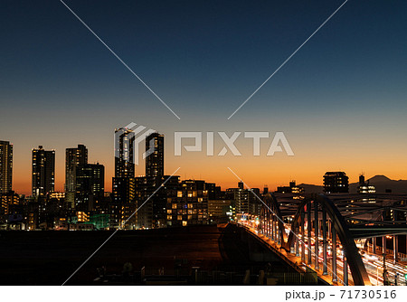 夕景：武蔵小杉 71730516