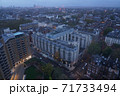 ロンドンの夜明け 71733494