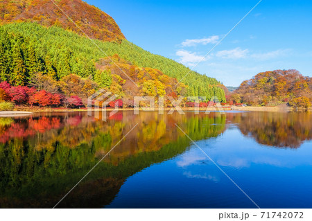 碓氷湖のシンメトリー 碓氷湖のシンメトリー 71742072