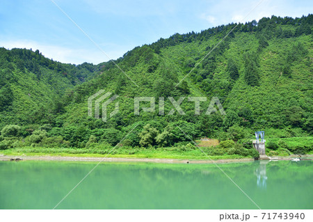 只見線の只見駅から会津川口駅までの各駅と周辺の風景 71743940