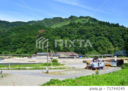 只見線の只見駅から会津川口駅までの各駅と周辺の風景 71744240