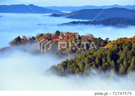 天空の山城6774 天空の山城6774 71747573