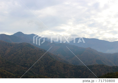 山梨の紅葉 山梨の紅葉 71750800