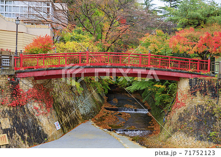 有馬温泉〜瑞宝寺町公園　紅葉 71752123