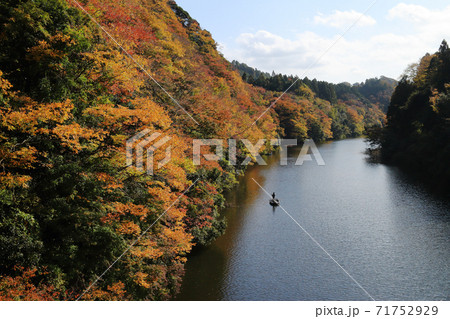 亀山湖（君津市） 71752929