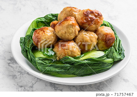 鶏団子とチンゲン菜の餡かけ 71757467