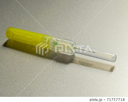 サーフロー針(留置針)、点滴、サイズ24G(黄色) 71757718