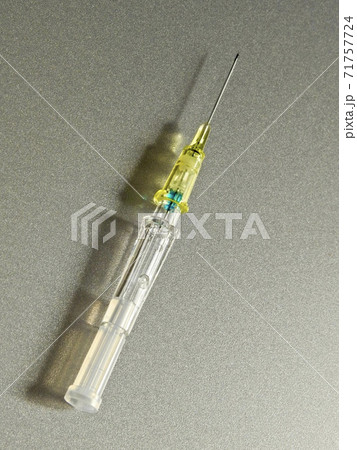 サーフロー針(留置針)、点滴、サイズ24G(黄色) 71757724