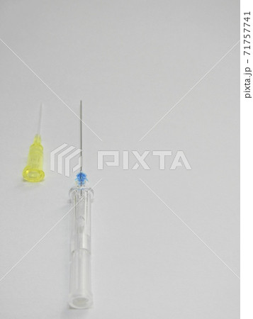 サーフロー針(留置針)、点滴、サイズ24G(黄色) 71757741