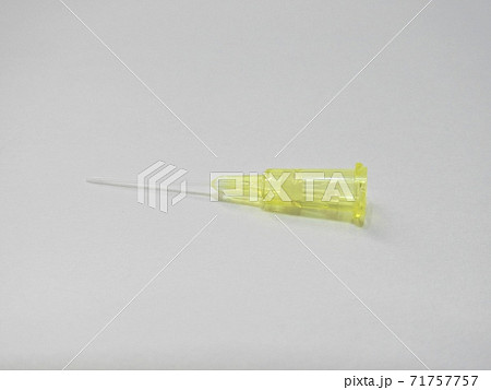 サーフロー針(留置針)、点滴、サイズ24G(黄色) サーフロー針(留置針)、点滴、サイズ24G(黄色) 71757757