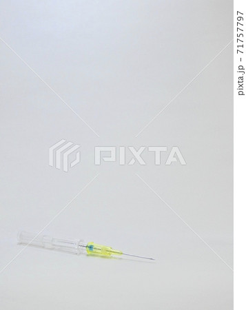 サーフロー針(留置針)、点滴、サイズ24G(黄色) 71757797