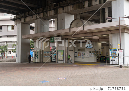 駅前風景　北赤羽駅 71758751