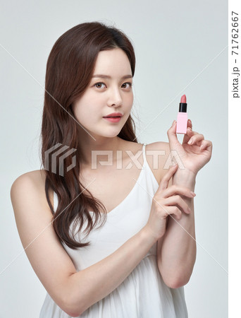 女性 女 女の子 71762667