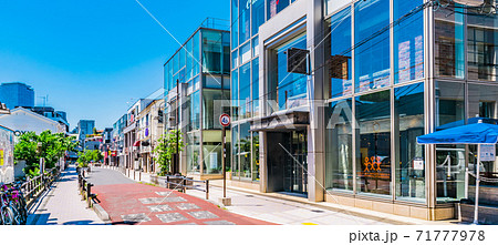 東京 渋谷のファッション街 キャットストリートの写真素材