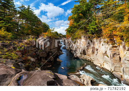 岩手県一関市 伊達政宗が愛した奇岩が連なる絶景 厳美渓の写真素材