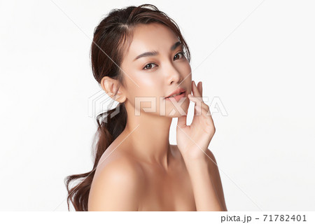 Beautiful young asian woman with clean fresh skin on white background, Face care, Facial treatment, 71782401
