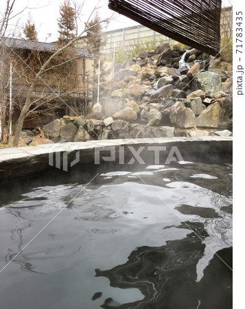 日本の秘湯の露天風呂 日本の秘湯の露天風呂 71783435