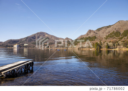 榛名山 榛名湖 晩秋 榛名山 榛名湖 晩秋 71786002
