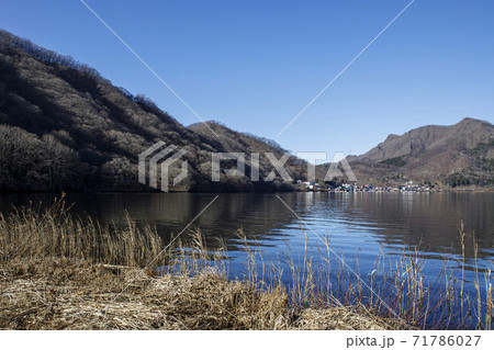 榛名山 榛名湖 晩秋 榛名山 榛名湖 晩秋 71786027