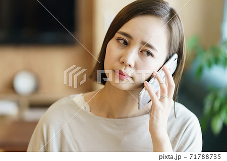 女性ポートレート 71788735