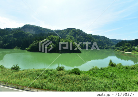 会津川口駅から会津駅までの只見線車窓からの風景 71790277