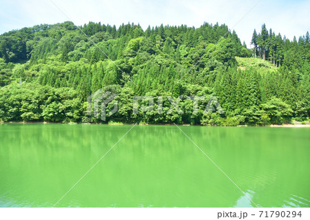 会津川口駅から会津駅までの只見線車窓からの風景 71790294