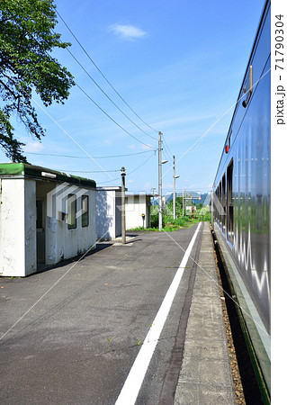 会津川口駅から会津駅までの只見線車窓からの風景 71790304