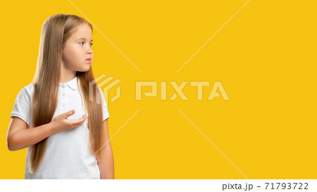 confused child promotional background puzzled girl confused child promotional background puzzled girl 71793722