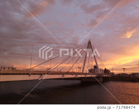 曲金の渡し(高砂橋) 曲金の渡し(高砂橋) 71798474