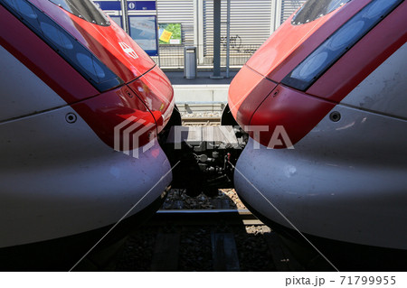 スイス連邦鉄道　特急電車　ICN( インターシティ・ナイゲツーク） 71799955